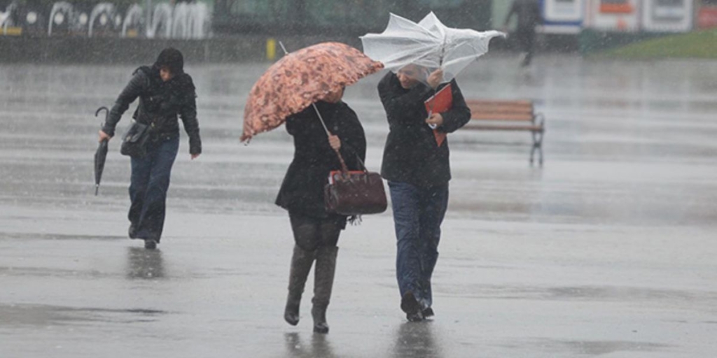 نشرة إنذارية.. أمطار قوية ببعض مدن المغرب