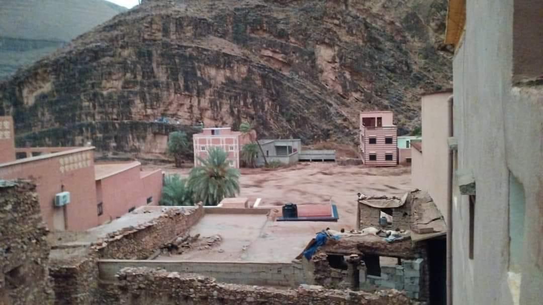 السلطات تكشف مصرع أربعة أشخاص بفيضانات طاطا و14 عشر مفقودا