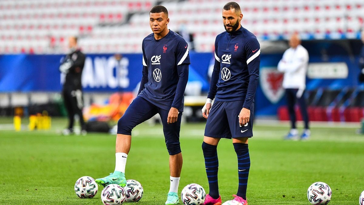رونالدو: مبابي أفضل من بنزيمة