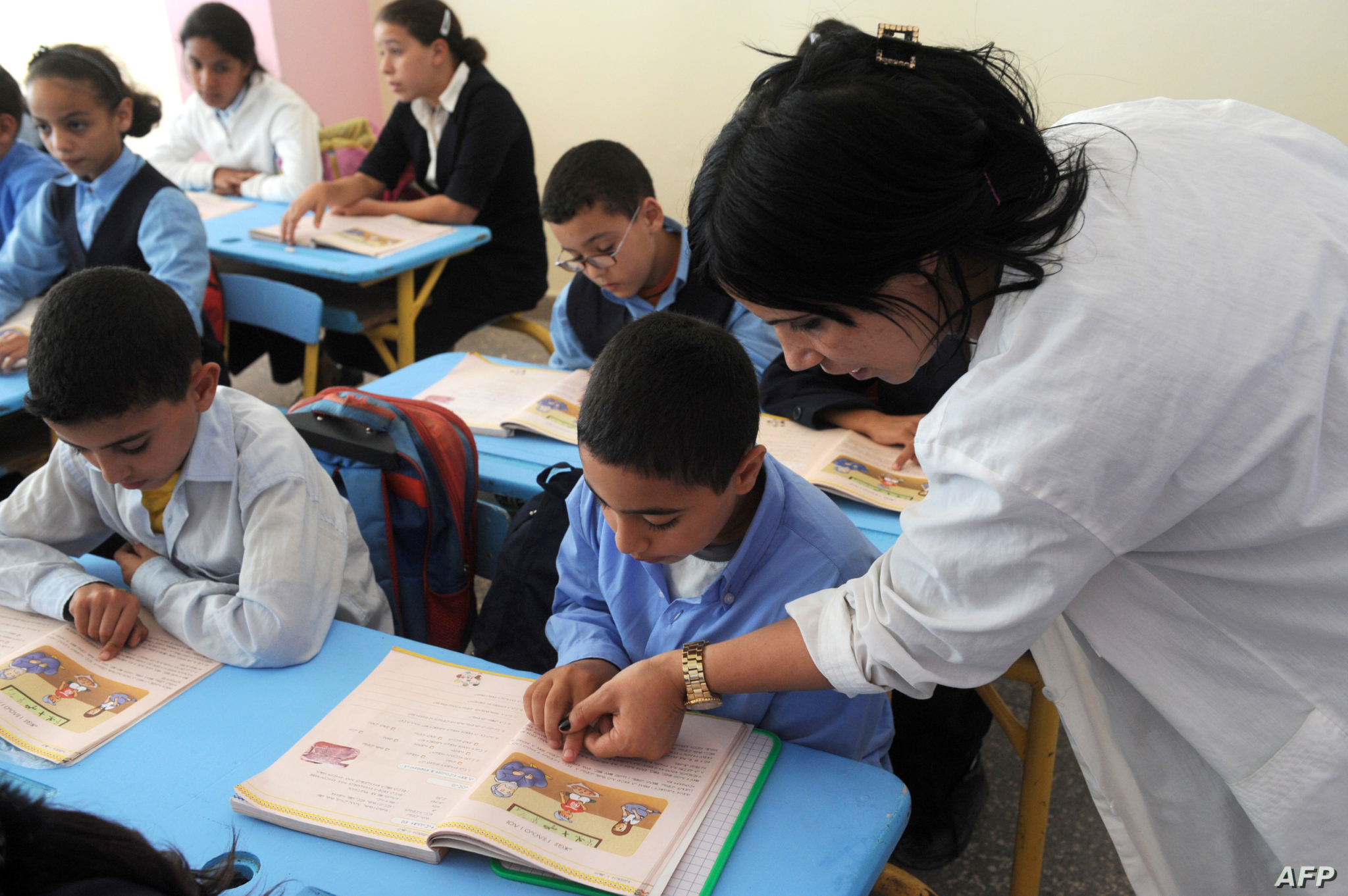 افتتاح 41 مدرسة جديدة بالبيضاء وطالب يعد بمضاعفة التلاميذ المتحكمين بالتعلمات الأساس