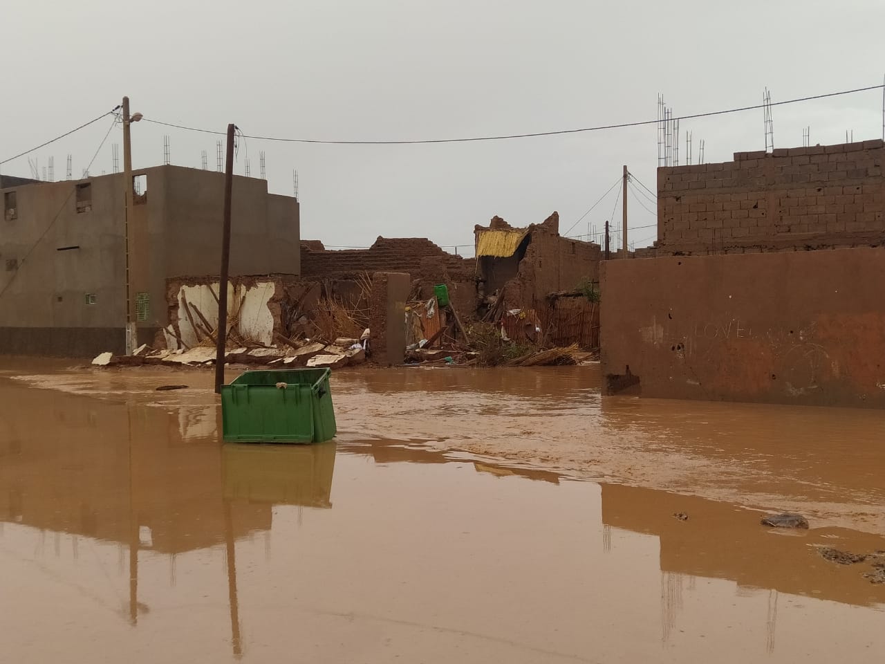 فيضانات الجنوب الشرقي.. الداخلية: وفاة 18 شخصا وأربعة مفقودين وهذه حصيلة الخسائر