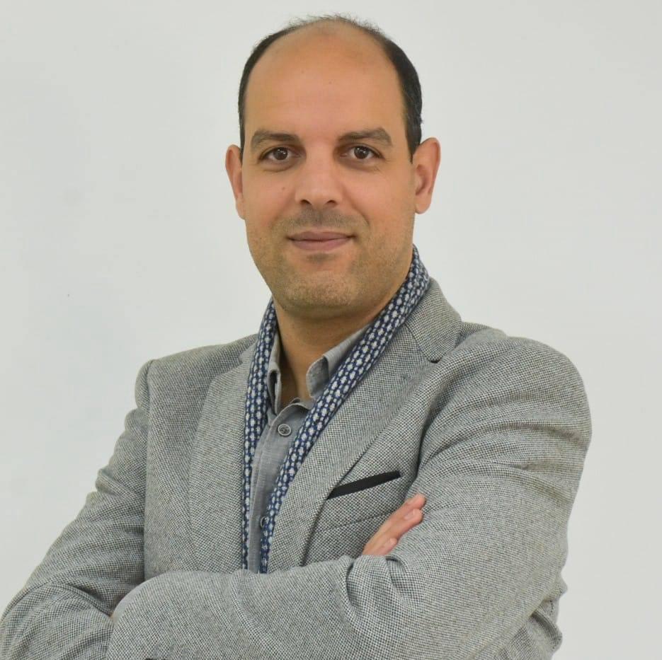 المدرسة الراكدة!