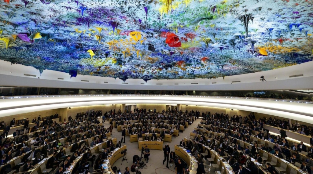 38 دولة تدعو لوقف استغلال الجزائر لمجلس حقوق الإنسان وتدعم سيادة المغرب على صحرائه