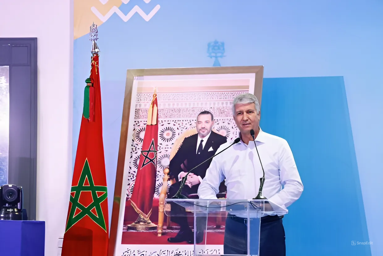 صديقي يُشيد بمنجز الحكومة ويصف إجراءاتها في مواجهة الأزمات بـ”الشُّجاعة”