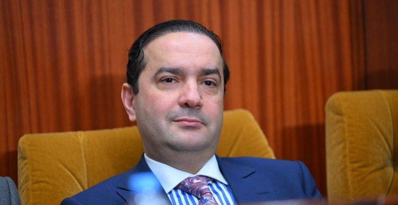 محمد شوكي.. مُبهدل الأغلبية “بهدوء”
