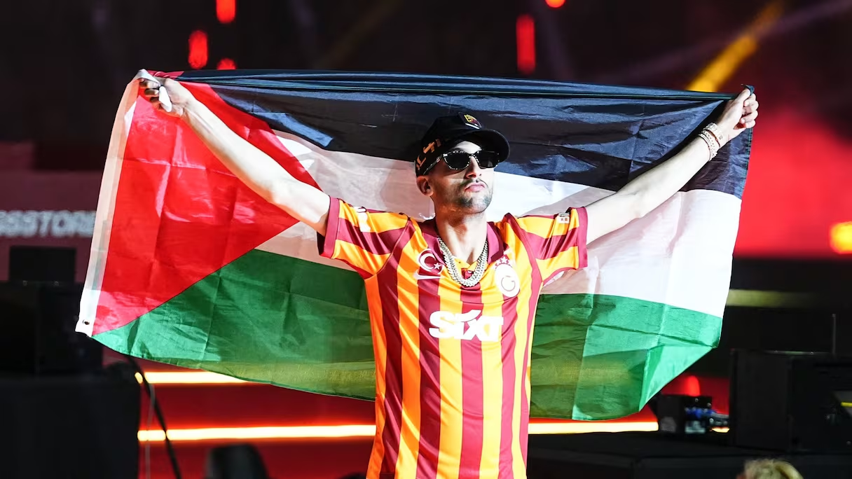 هجوم هولندي على زياش ومطالب لـ”يويفا” بمعاقبته لدعمه أحداث أمستردام