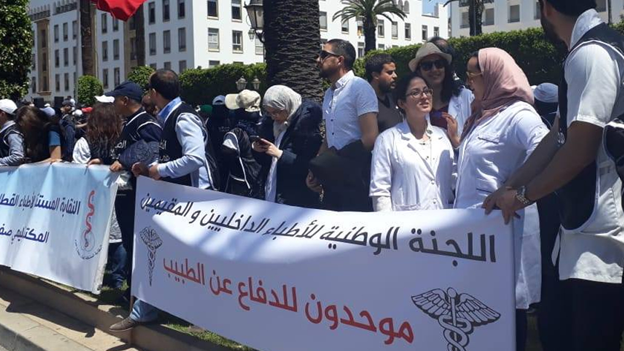 إضراب لـ5 أيام للأطباء المقيمين تضامنا مع طلبة الطب