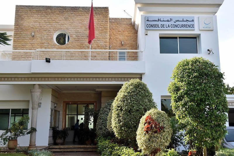 مركز النقديات يلتزم بتحسين الأداء التنافسي إلكترونيا