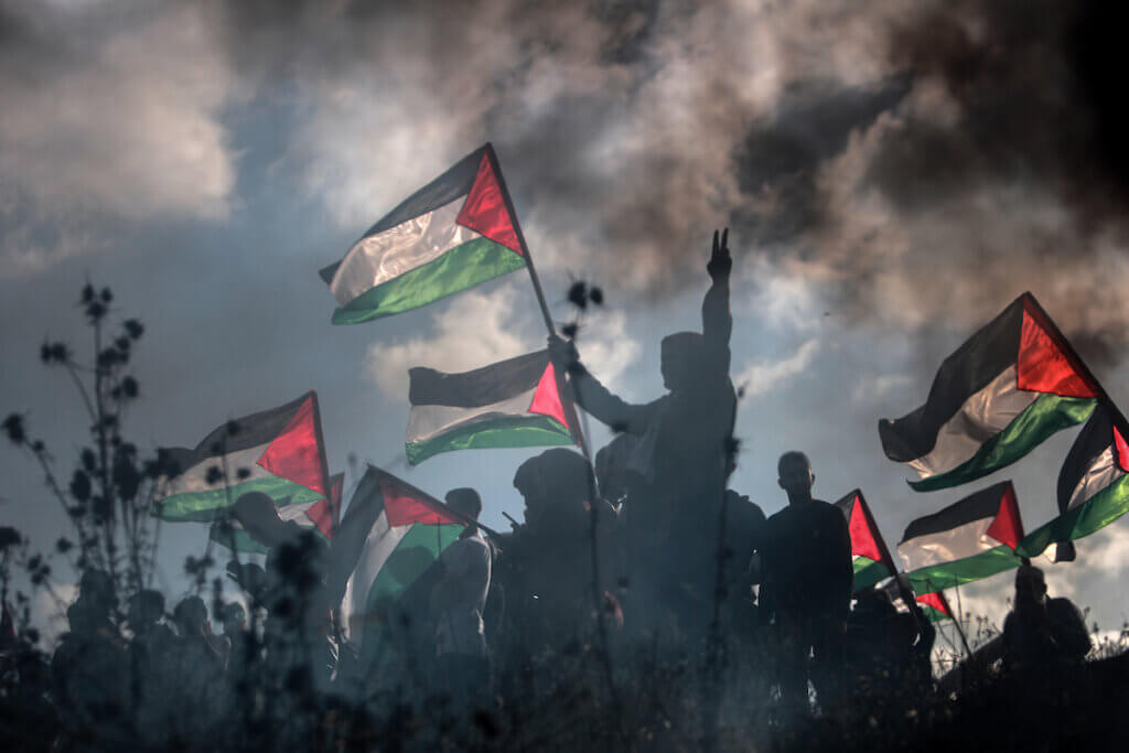 عام على الإبادة.. المحتوى الرقمي الفلسطيني يكسر القيود ويربح مساحات