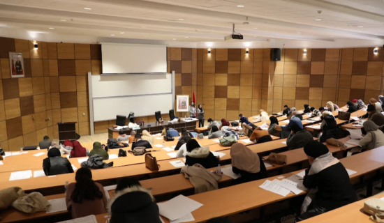 252 طالباً سحبوا ملفاتهم من الدكتوراه.. موظفو “التوقيت الميسر” يصعّدون ضد رسوم الجامعات