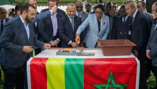 المجمع الدبلوماسي المغربي بكوناكري يضع حجره الأساس