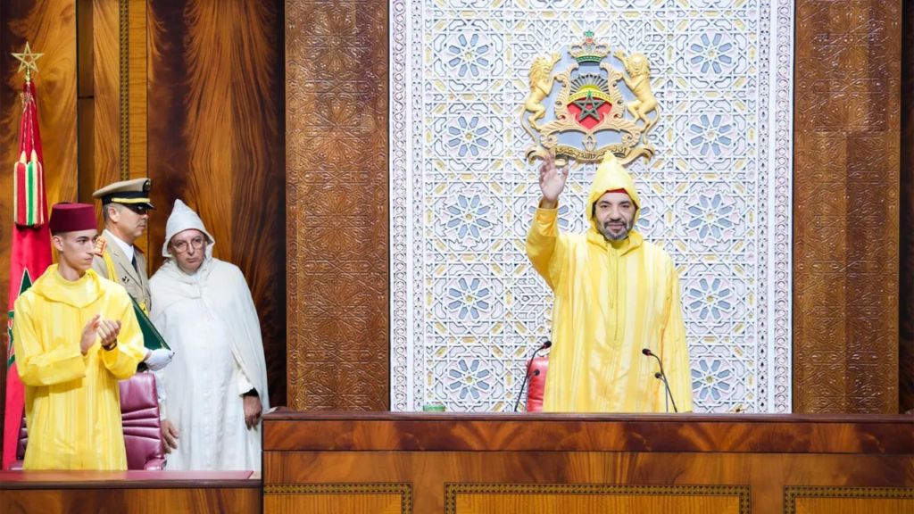 أكاديميون وخبراء يفككون الخطاب الملكي ويبرزون تنامي الدعم الدولي لمغربية الصحراء