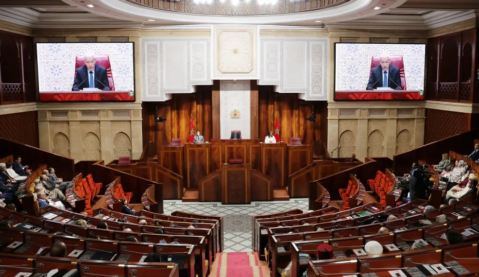 أخنوش يحل بالبرلمان لمناقشة الحق في الصحة