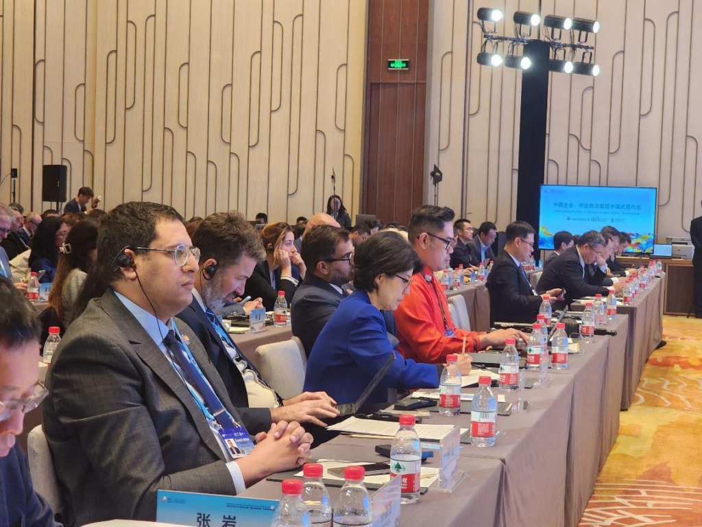 كاير يستعرض التجربة المغربية في تتبع وتقييم السياسات العمومية ببكين