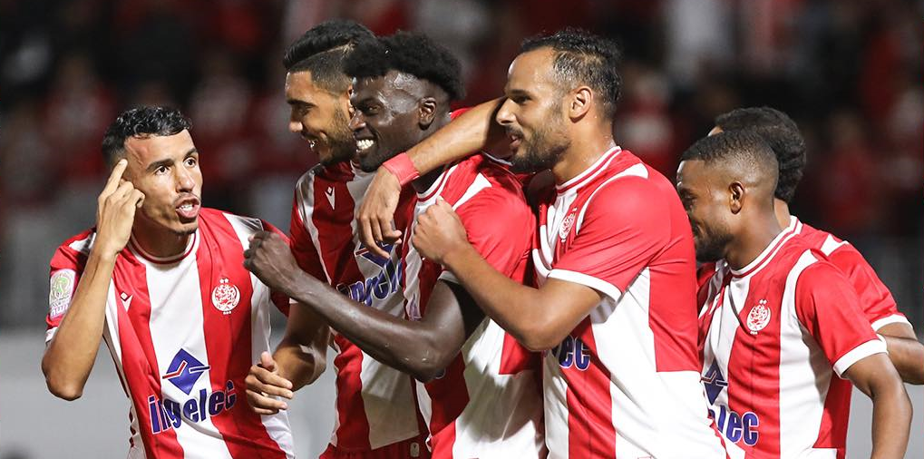 الوداد يلتحق بصدارة الترتيب بفوز صعب على شباب المحمدية