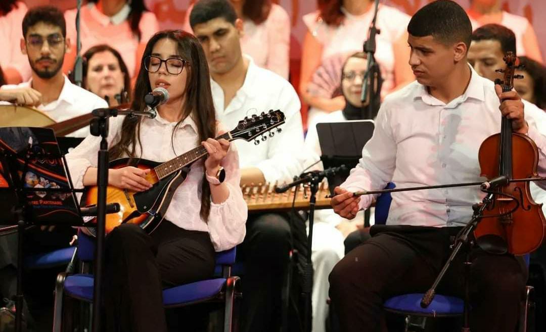 كريشندو تنثر سحر الموسيقى المغربية في سماء القاهرة