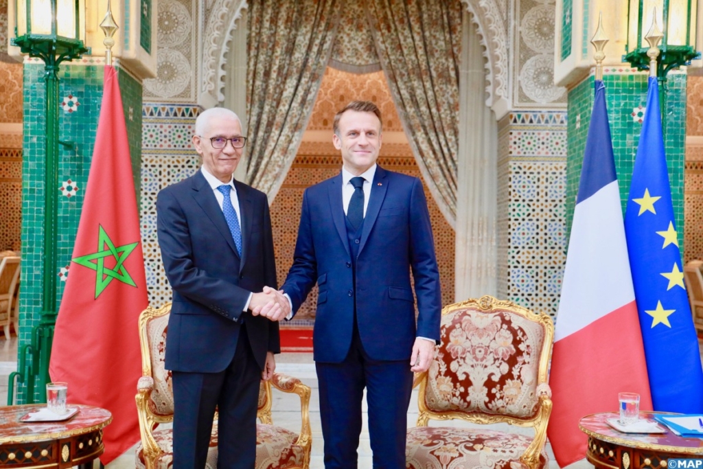 ماكرون يستقبل رئيس مجلس النواب