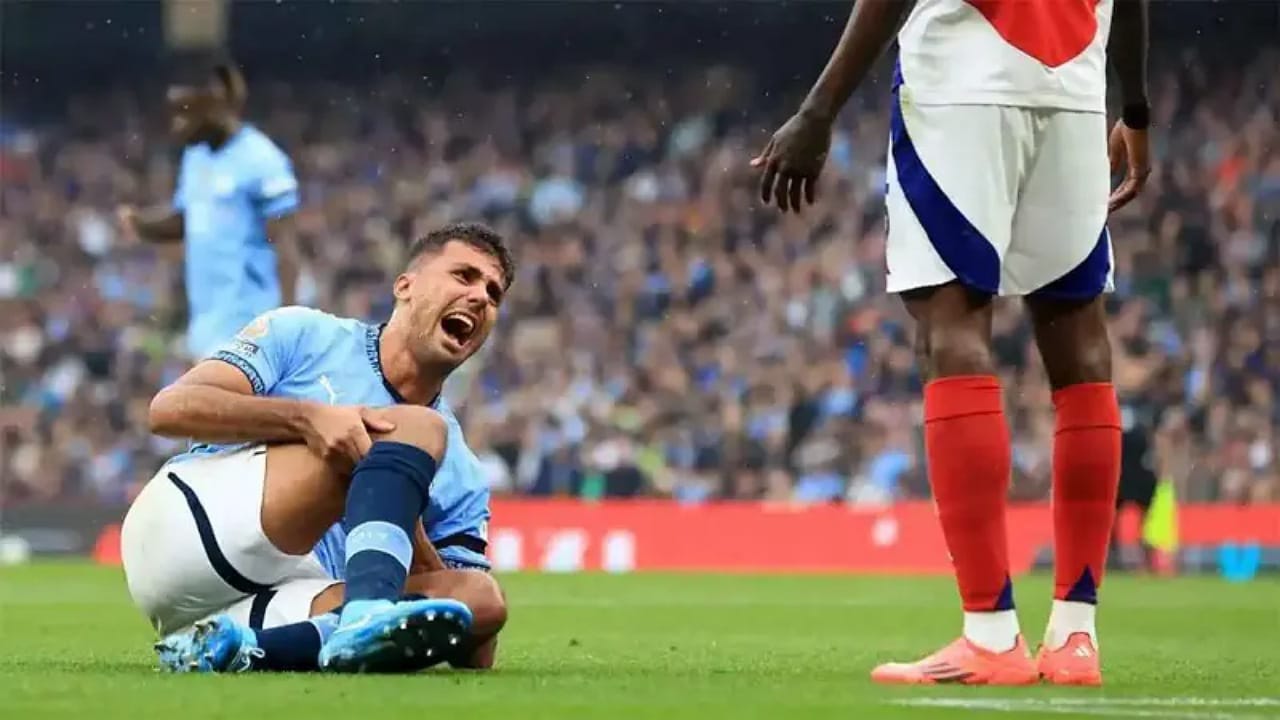 “فيفا” يشكل فريق عمل لدراسة ضغط المباريات