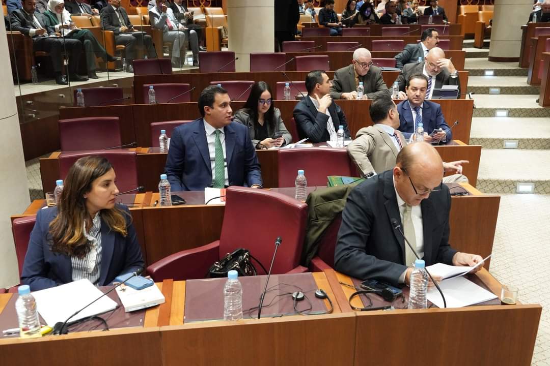 تحذيرات برلمانية من تأثير رفع “السميك” على إفلاس المقاولات ورفع الأسعار