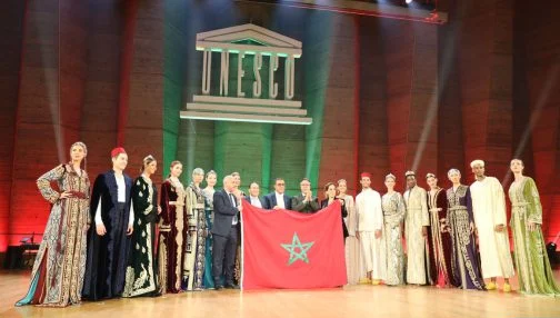 القفطان المغربي يتألق بفعاليات الأسبوع العربي في اليونسكو