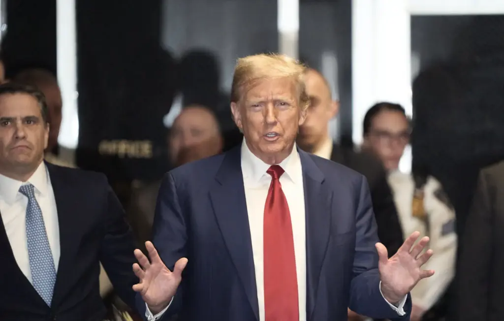 ترامب: رد إيران ضعيف ونشكرها على إبلاغنا مبكرا بالهجوم