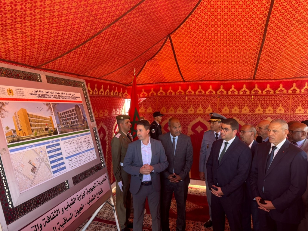 بنسعيد يزور إقليمي العيون وطرفاية بمناسبة المسيرة الخضراء