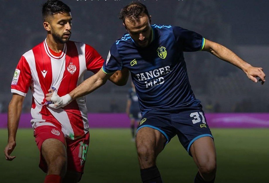 اتهامات “بالعنصرية” ومطالب بالتحقيق.. تصاعد التوتر بعد مباراة اتحاد طنجة والوداد