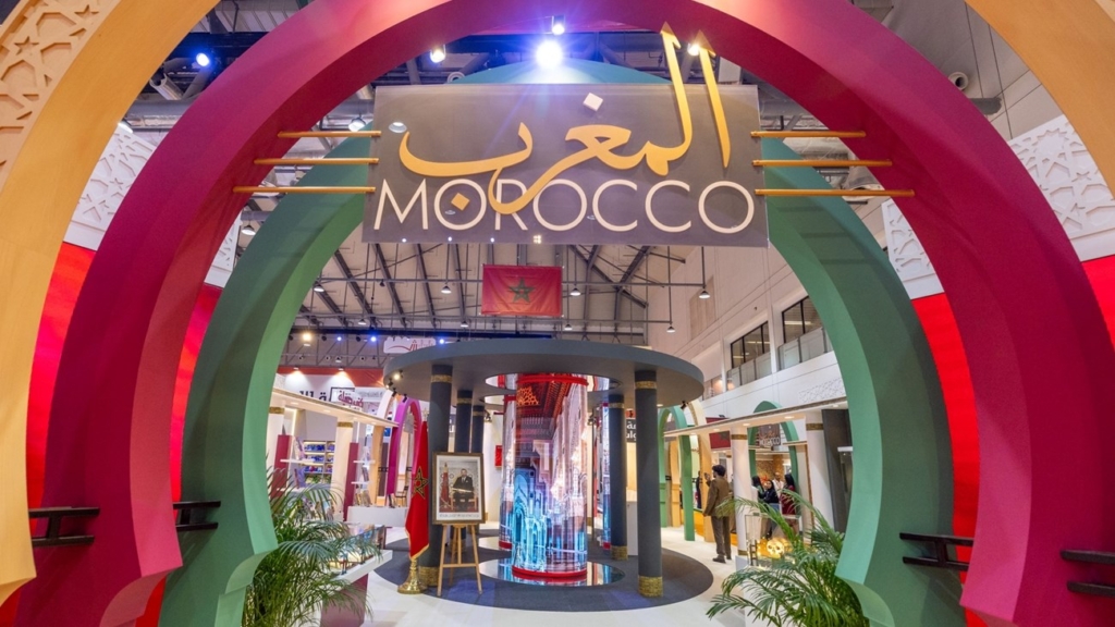 الفولكلور المغربي يؤثث المشهد الفرجوي بمعرض الشارقة الدولي للكتاب