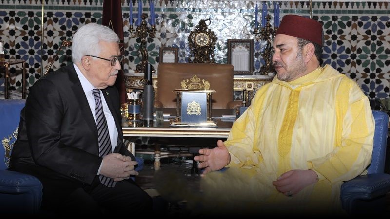 الرئيس الفلسطيني يهنئ الملك