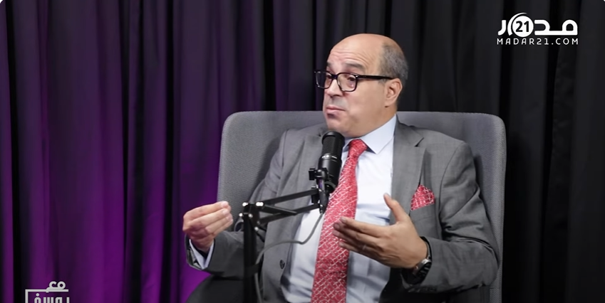 كتاب جديد للجزائري مالك يفضح علاقات الإرهاب من طهران إلى تندوف