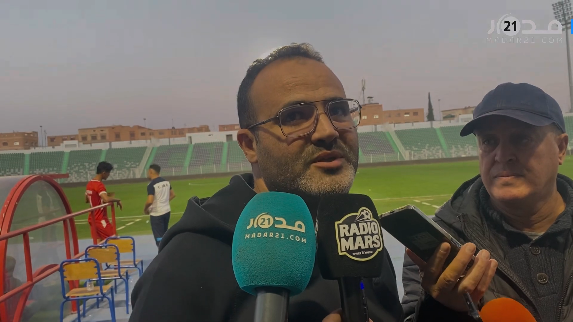 بنمسعود يوضح أسباب مواجهة بنجرير بلاعبين بالاحتياط ويلمح لإمكانية الرحيل