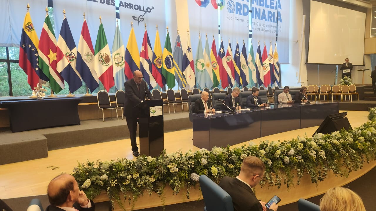 ولد الرشيد يذكر ببرلمان أمريكا اللاتينية والكاراييبي بأولوية احترام الوحدة الترابية للمغرب