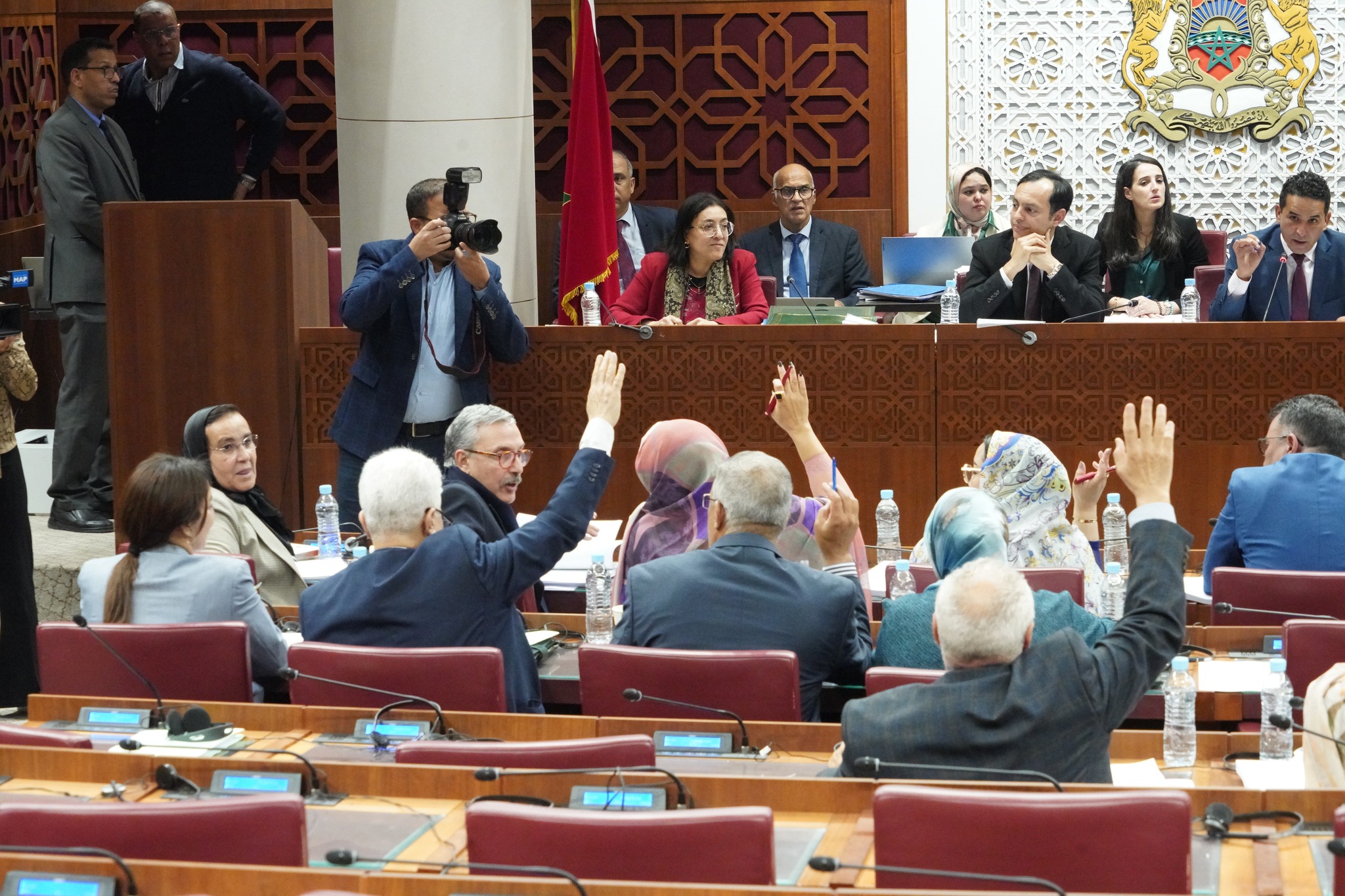 رسائل الحكومة المطمئنة تذوّب جليد مخاوف النقابات من مشروع قانون الإضراب