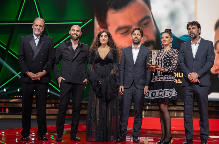 الفلسطيني إسكندر يقتنص النجمة الذهبية لمهرجان مراكش بفيلم “ينعاد عليكو”