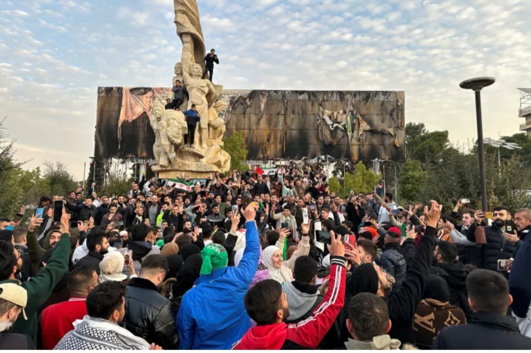 سوريا ما بعد الأسد.. المعارضة تعلن هروب الرئيس والاحتفالات تعم دمشق