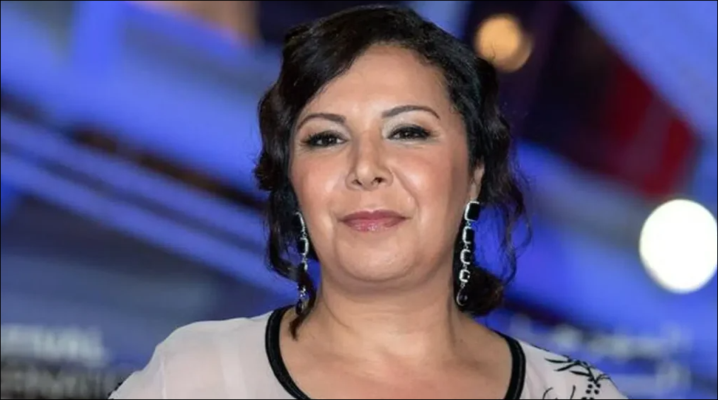 منى فتو توضح لُبسَ “خط الرجعة” وتنتظر عرض “رحمة” برمضان