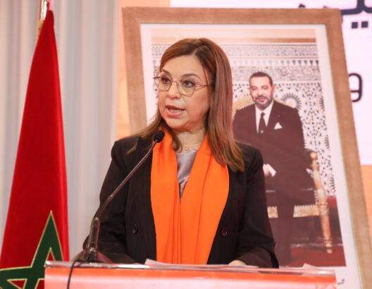 ابن يحيى تتعهد باعتماد توصيات “حملة وقف تعنيف النساء” لبناء خارطة طريق جديدة