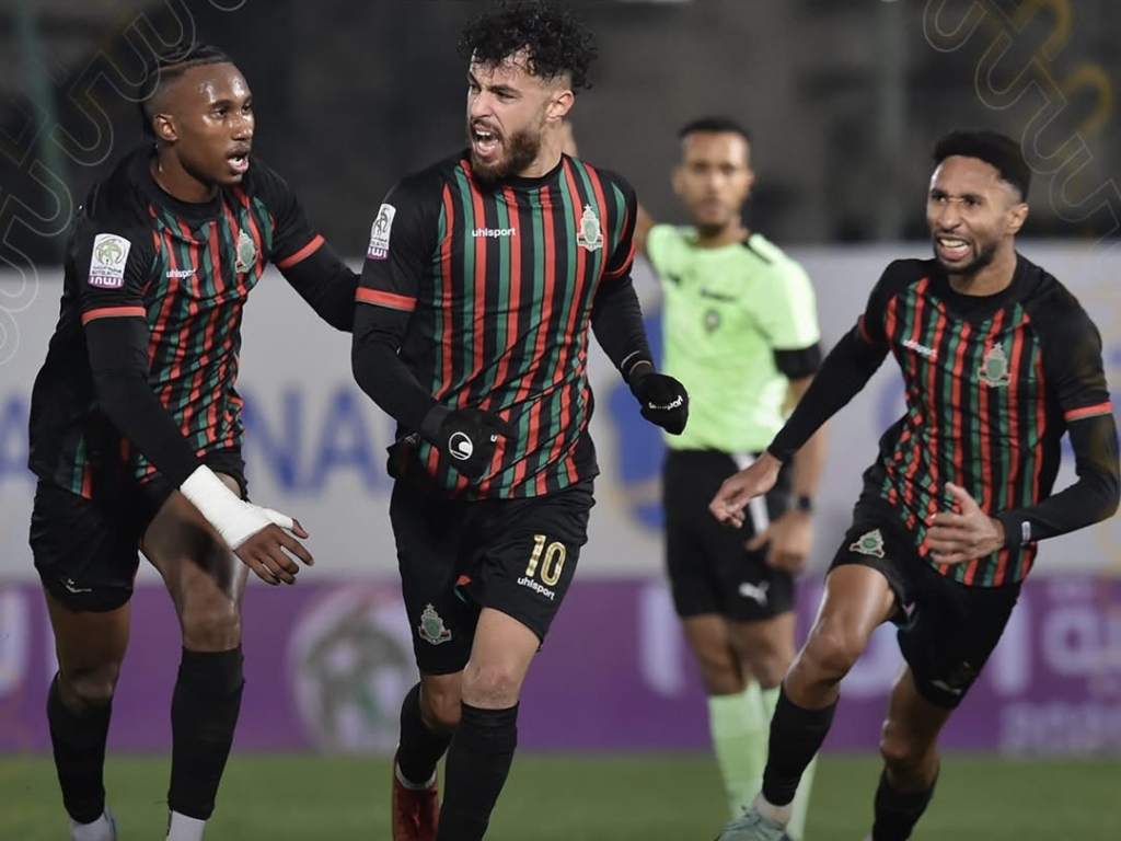 الجيش الملكي يقلب الطاولة على حسنية أكادير ويعزز وصافته