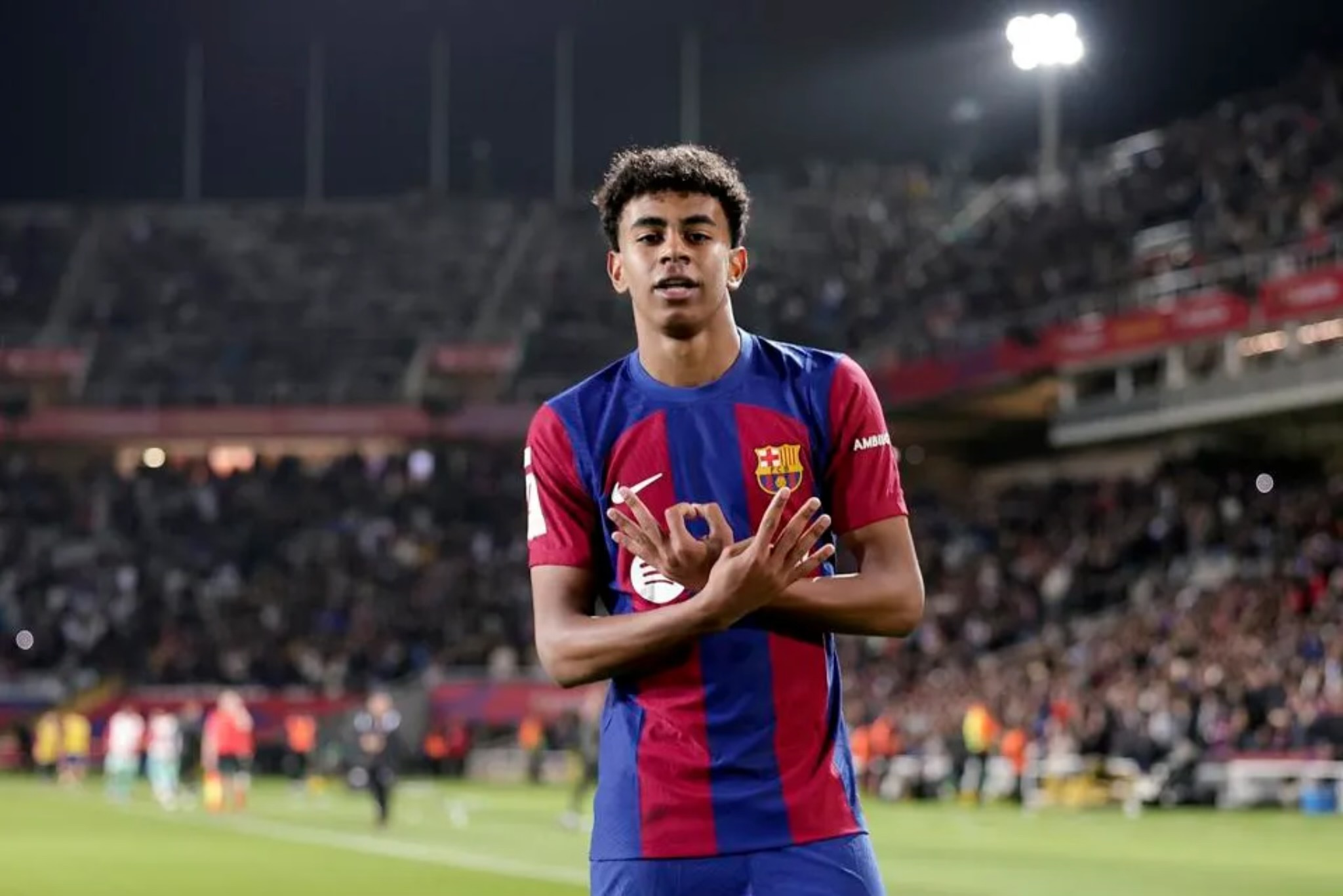 يامال: سأعود أقوى لتحقيق المزيد مع برشلونة