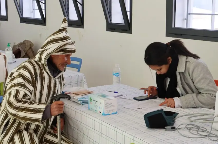 1500 طفل وامرأة يستفيدون من قافلة طبية بإقليم تازة