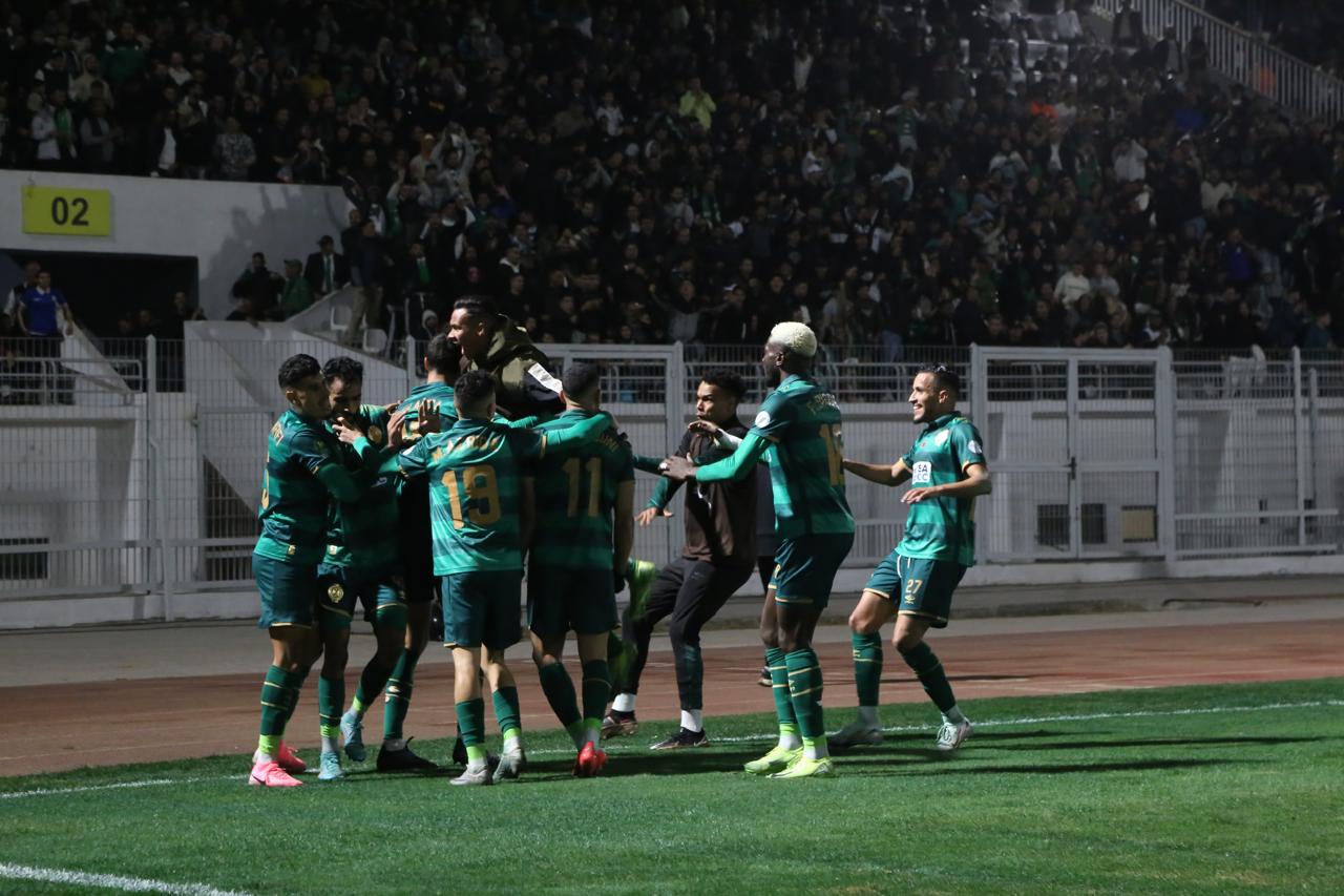 الرجاء يخلط أوراق التأهل بفوز صعب على صن داونز والجيش يؤمِّن الصدارة