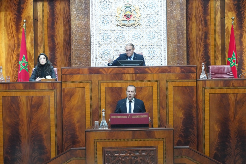 وزير الصحة يوضح بخصوص جدل إعانات استثمار المصحات الخاصة