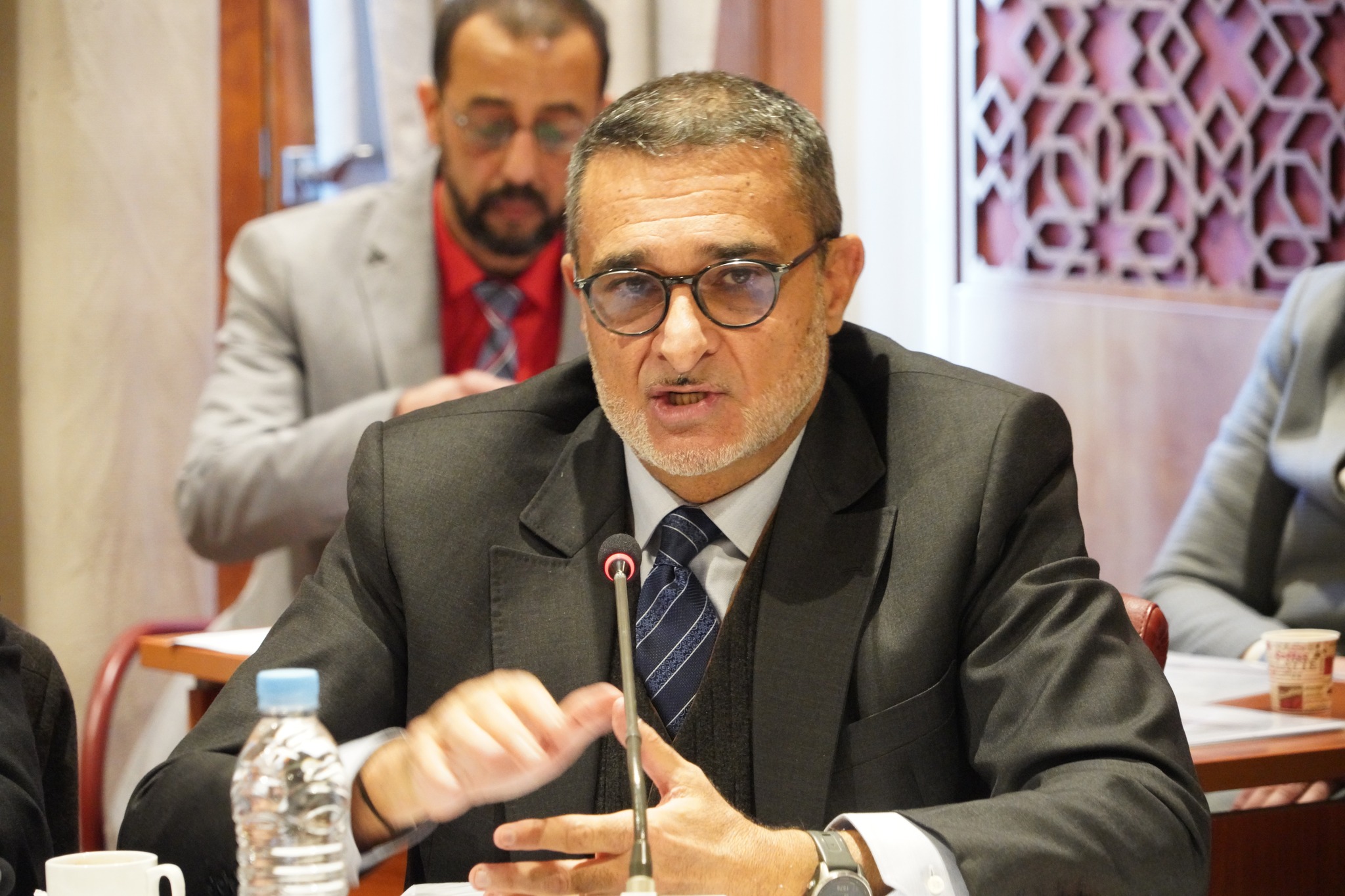 العرايشي: سنمتلك 100% من “دوزيم” و”ميدي1″ خلال شهرين وسنحافظ على خطهما التحريري