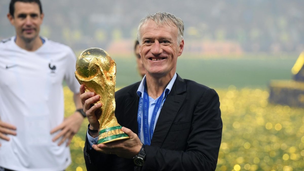 ديشامب يعلن نهاية مشواره مع منتخب فرنسا