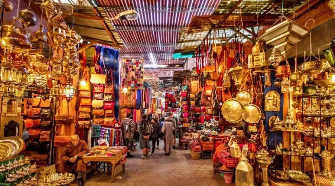 تسجيل 6100 صانع بـ”سجل الصناعة التقليدية” بجهة كلميم ـ واد نون