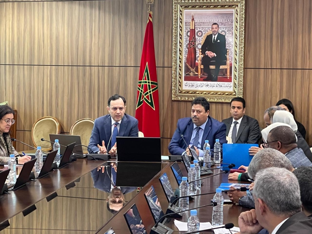 المعارضة بالمستشارين تطلب تأجيل مناقشة الإضراب