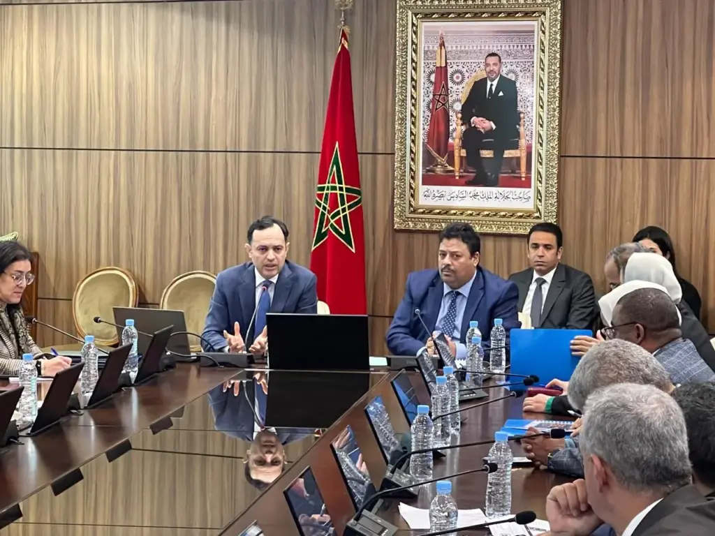 المعارضة بالمستشارين تطلب تأجيل مناقشة الإضراب