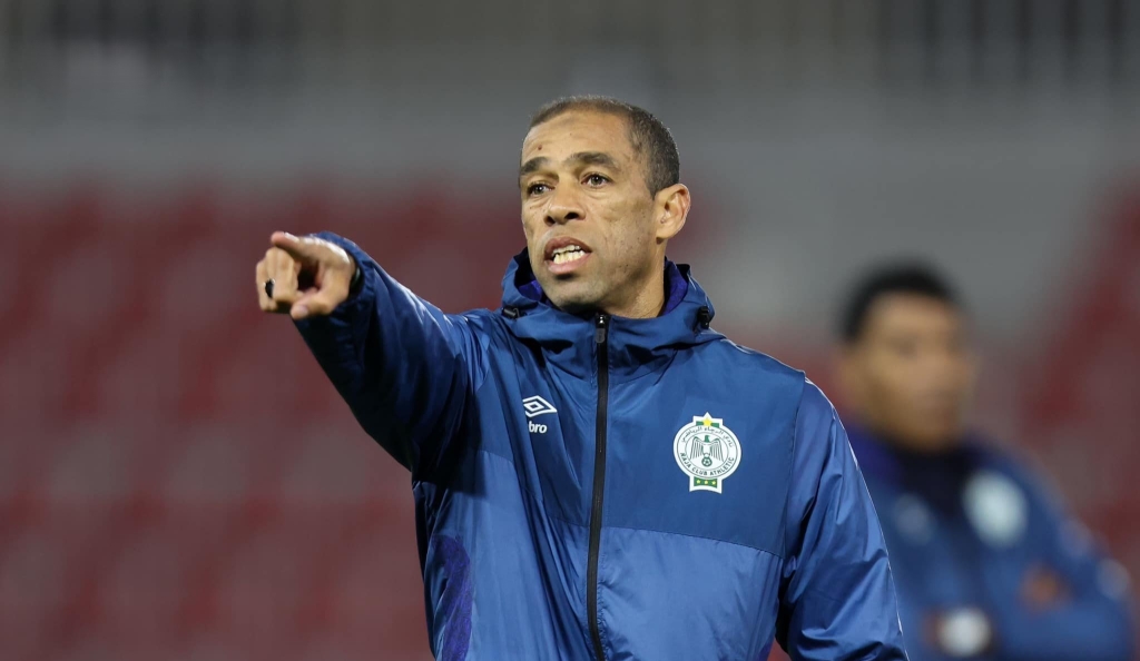 مدرب الرجاء: لم يتمرد أي لاعب وسنؤمن بحظوظنا حتى آخر رمق