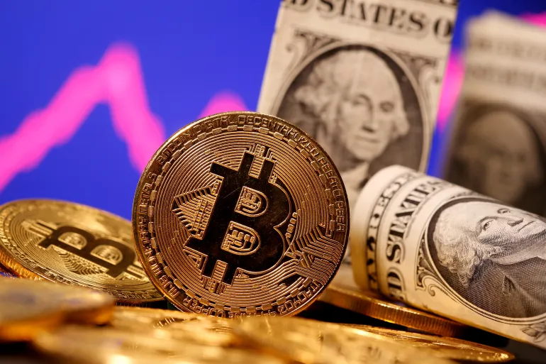 بيتكوين تبلغ أعلى مستوياتها قبل تنصيب ترامب