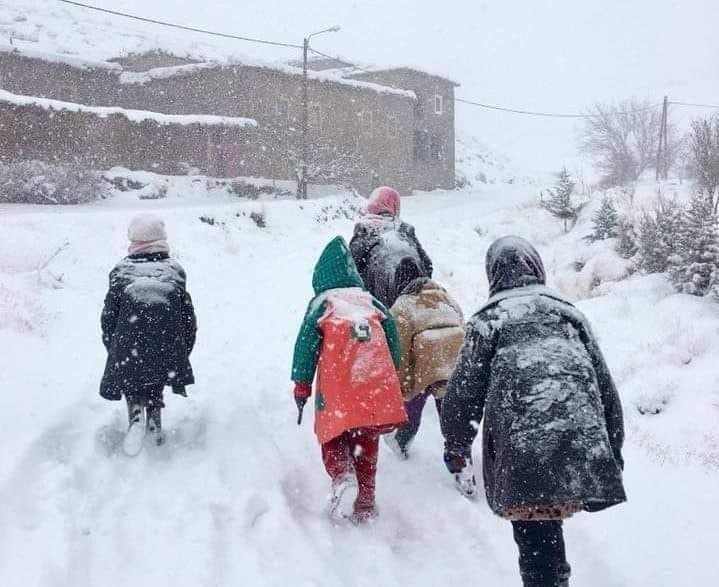 إفران.. استفادة أزيد من 4000 أسرة من عملية مواجهة آثار موجة البرد